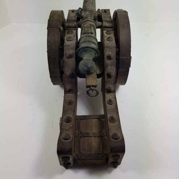 Vintage Spanish cannon replica wood base and copper cannon and steel studs - Picture 7 of 13